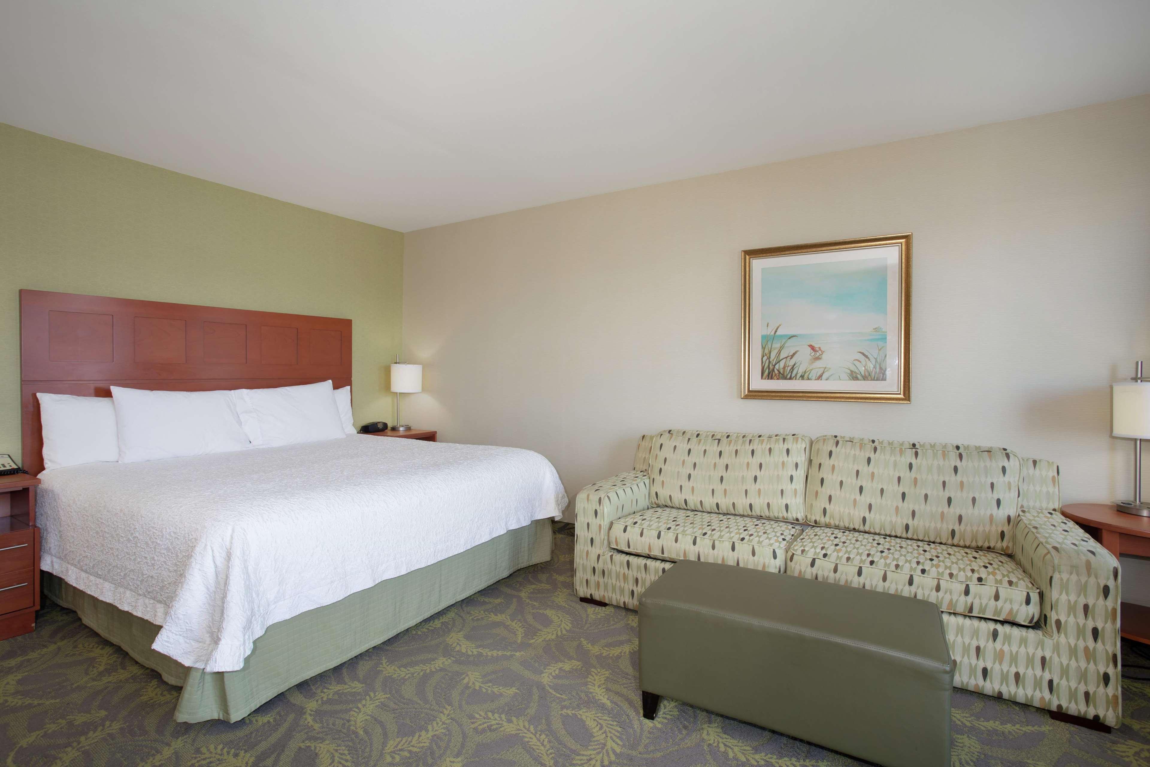 Hampton Inn & Suites Astoria Eksteriør billede