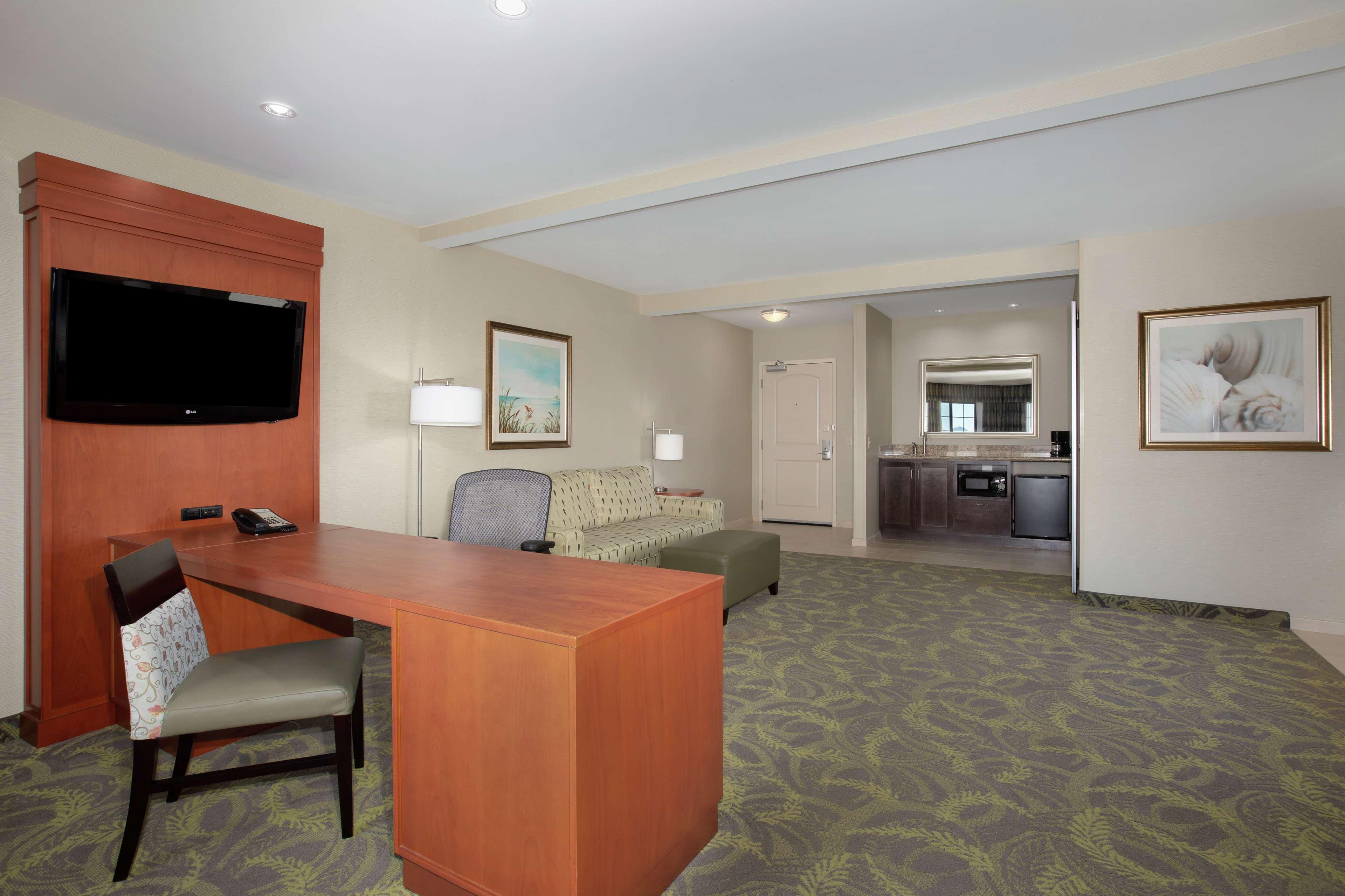 Hampton Inn & Suites Astoria Eksteriør billede