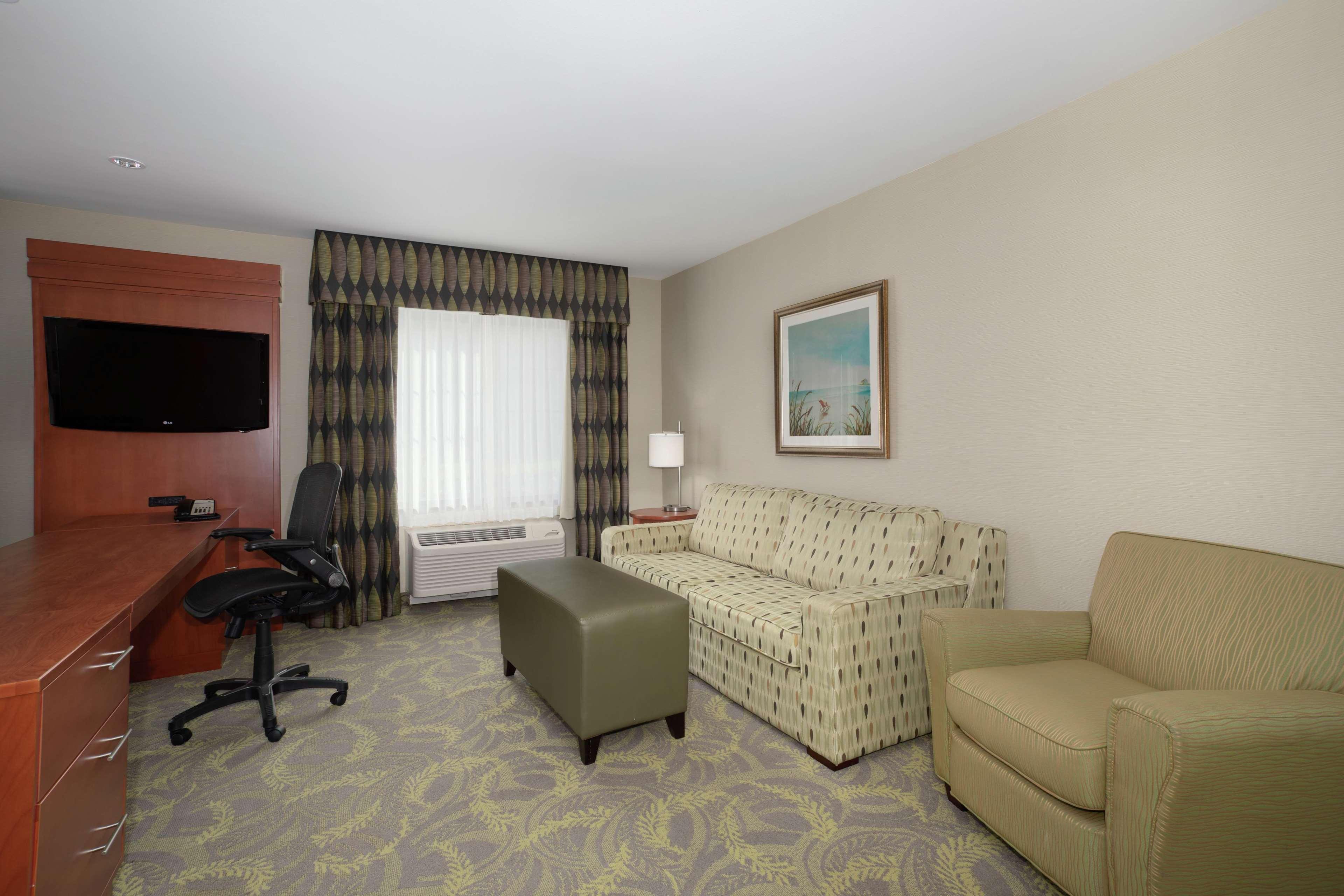Hampton Inn & Suites Astoria Eksteriør billede