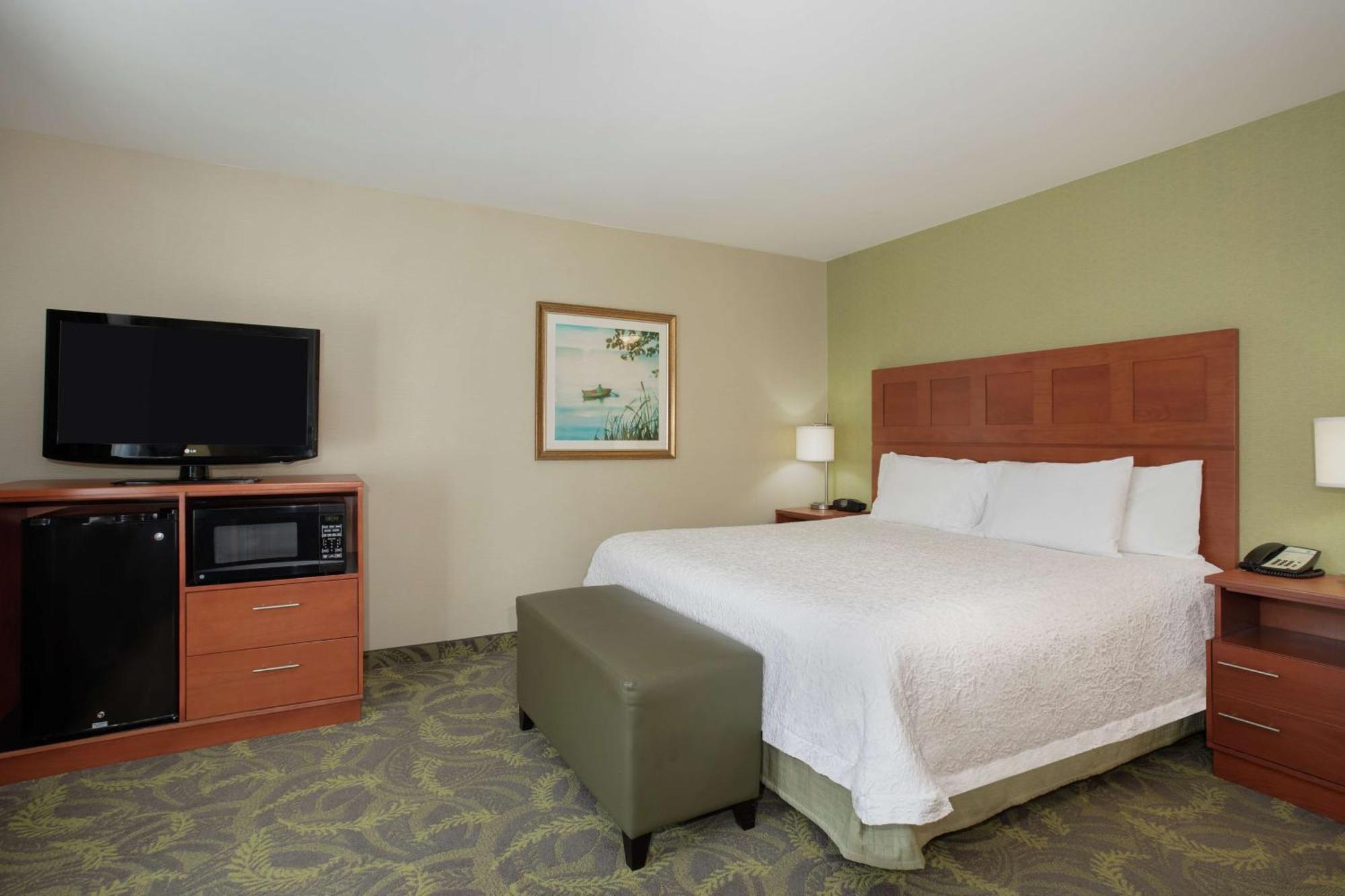 Hampton Inn & Suites Astoria Eksteriør billede