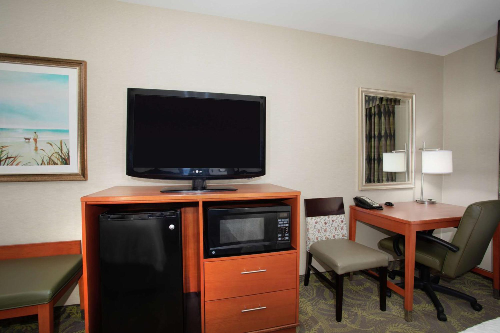Hampton Inn & Suites Astoria Eksteriør billede